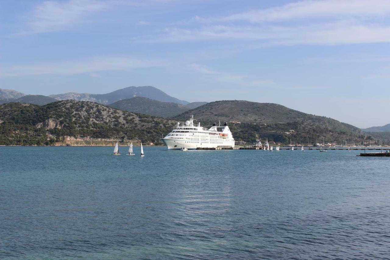 Rouchotas Apartments Argostoli  Exterior photo